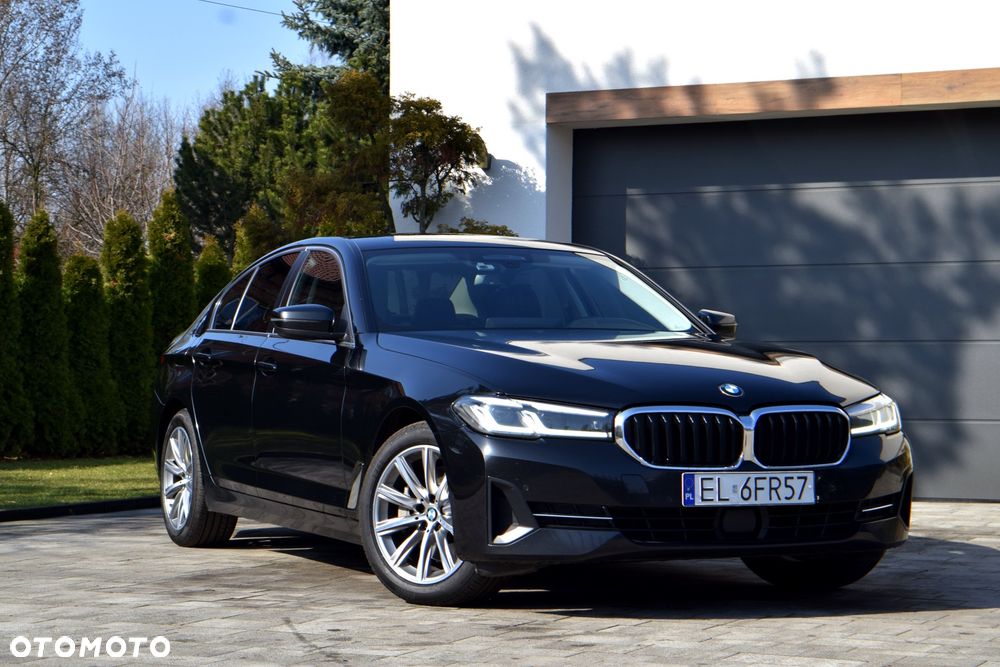 BMW Seria 5 530i xDrive Luxury Line sport - 38