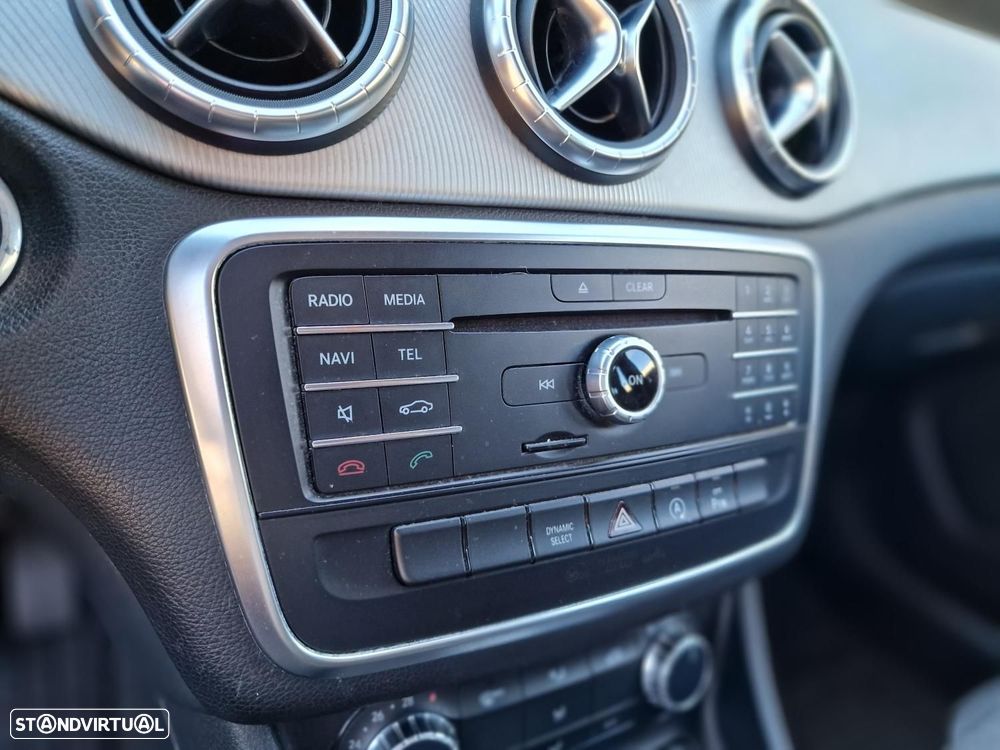 Mercedes-Benz CLA 180 d Shooting Brake Aut. - 39