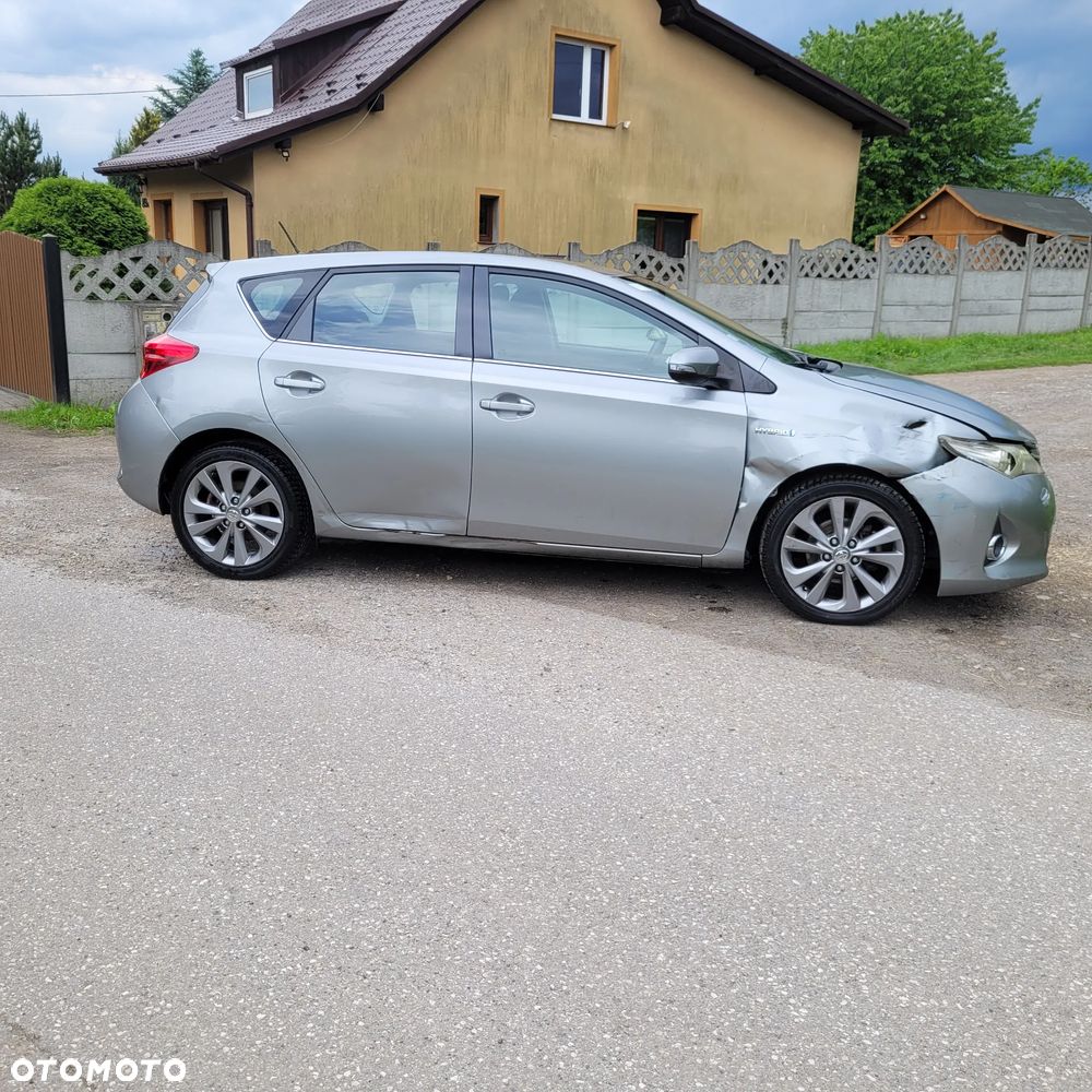Toyota Auris 1.8 HSD Luna - 20