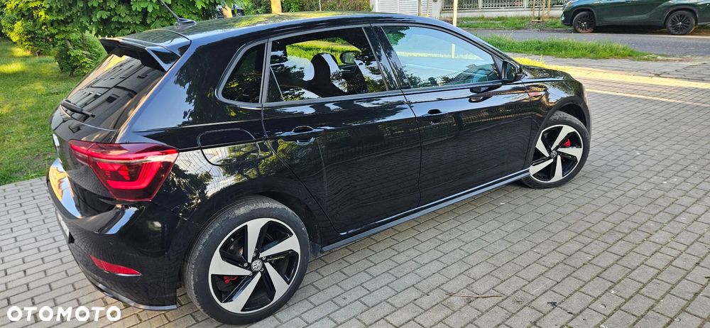 Volkswagen Polo 2.0 TSI DSG GTI - 11