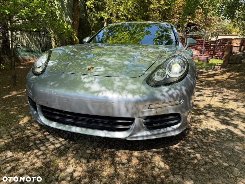 Porsche Panamera PDK - 5