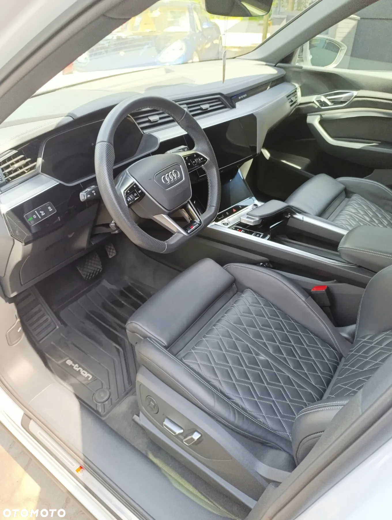 Audi e-tron 55 Quattro S Line - 6