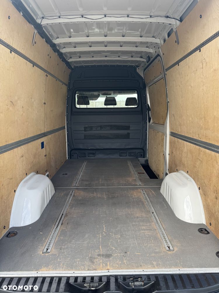 Volkswagen Crafter - 30