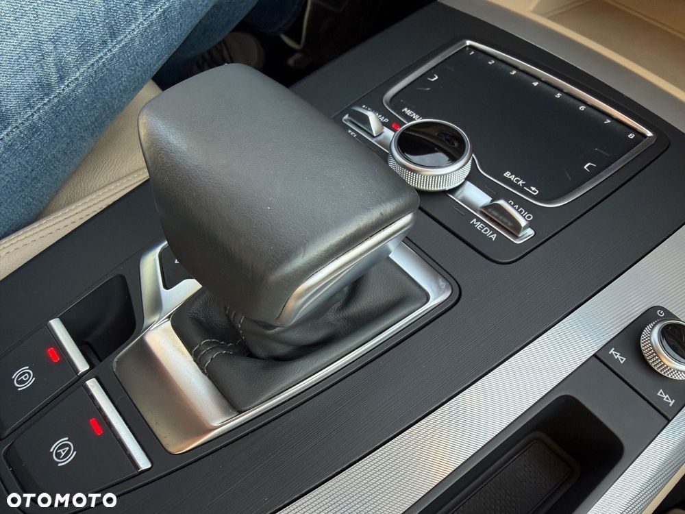 Audi Q5 2.0 TDI Quattro Design S tronic - 15
