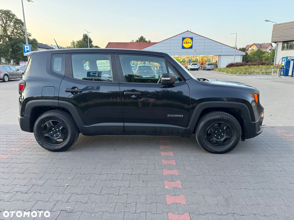Jeep Renegade 1.6 E-TorQ Sport FWD - 4