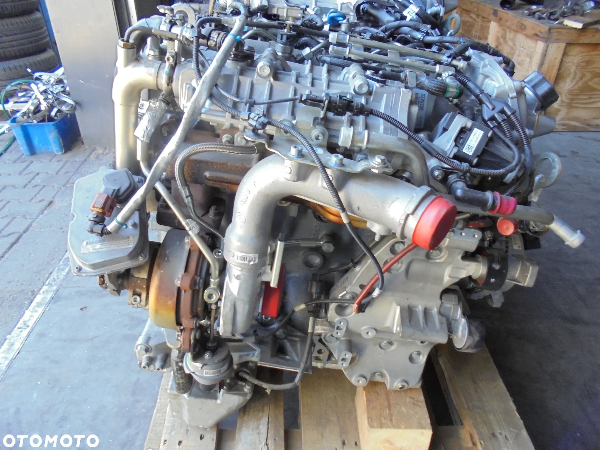 SILNIK MITSUBISHI CANTER FUSO 3.0 EURO 6 F1CGL411F KOMPLETNY - 1
