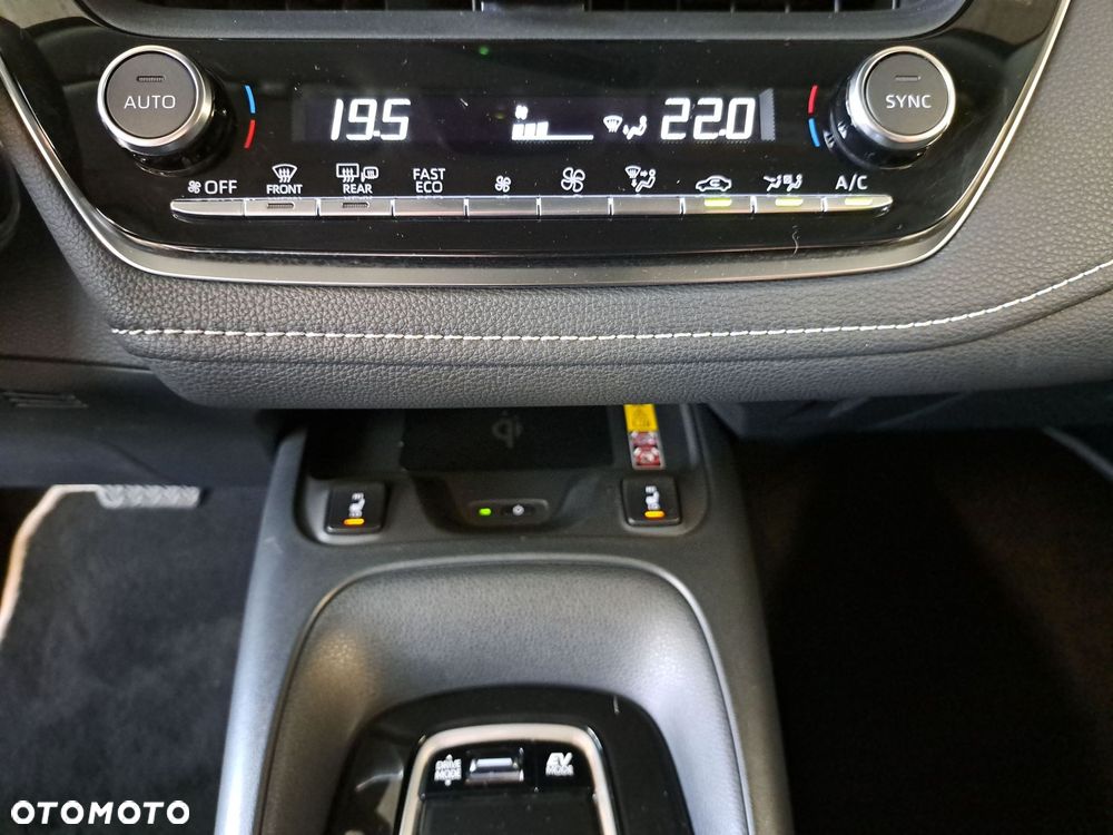 Toyota Corolla 1.8 Hybrid Comfort - 27
