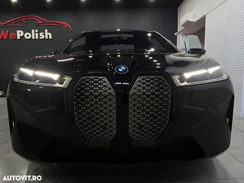 BMW iX xDrive50 - 2