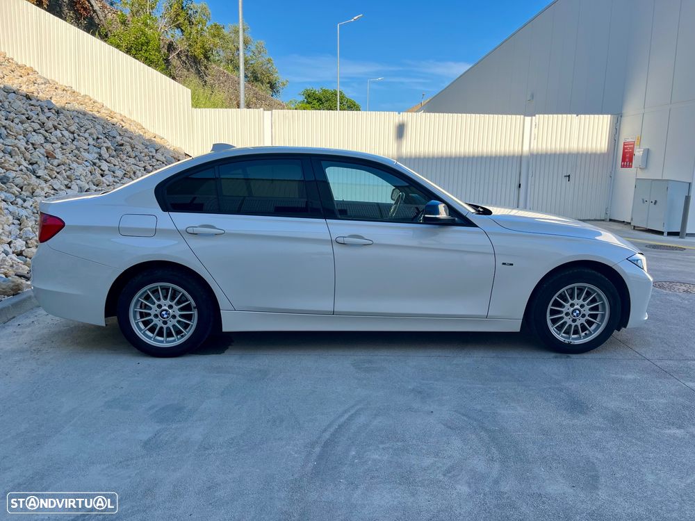 BMW 316 d Line Sport - 18