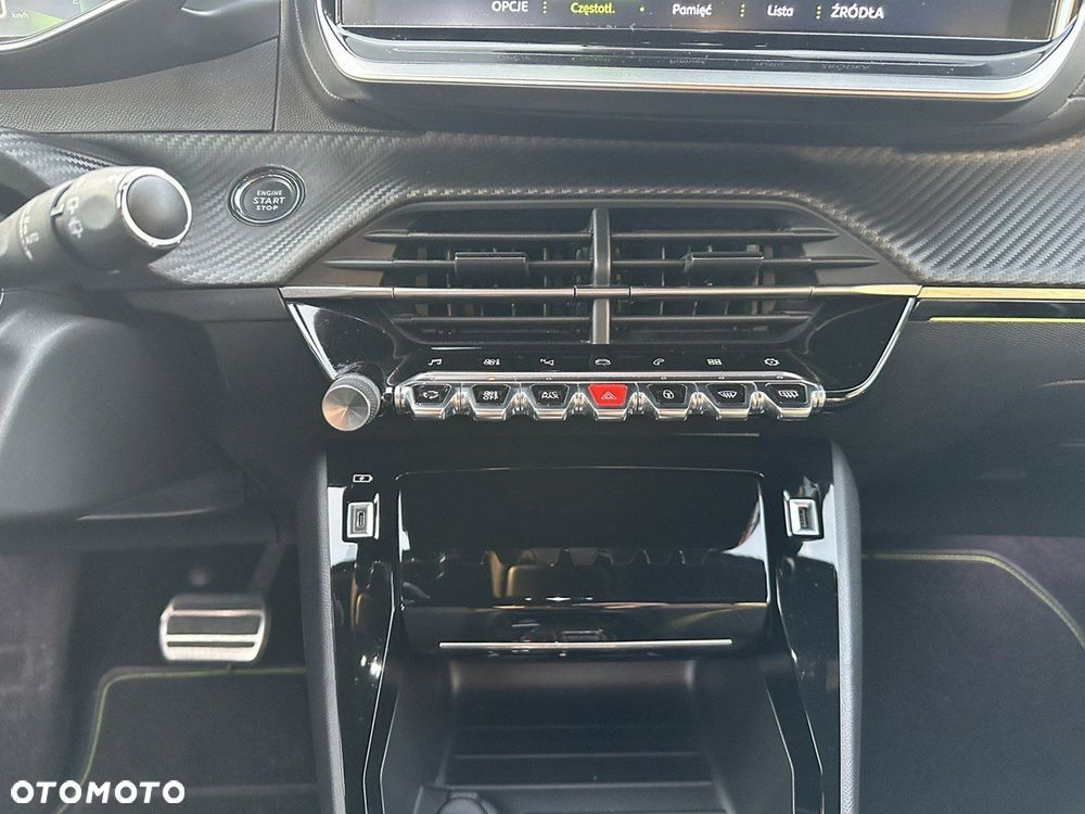 Peugeot 208 PureTech 100 EAT8 GT - 13