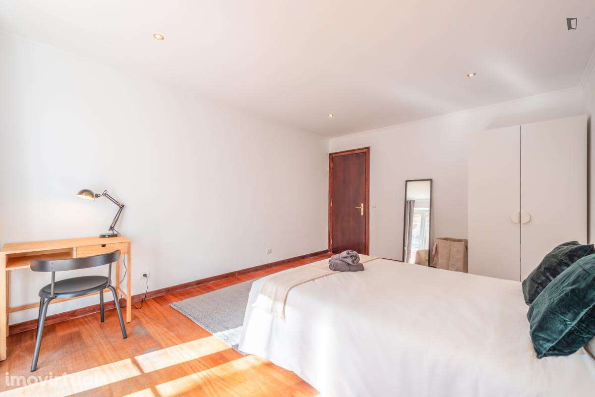 Quarto - localizado em Picoas Lisbon - Grande imagem: 2/14