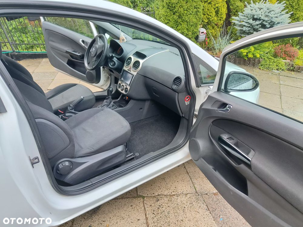 Opel Corsa 1.0 12V - 10