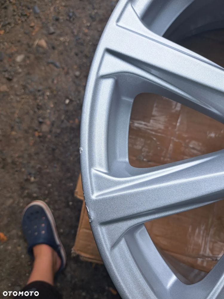 Felga aluminiowa Ford S-Max Galaxy 17 Cali 7.5Jx17H2 ET 55 EM2C-1007-C1A 1889410 - 5