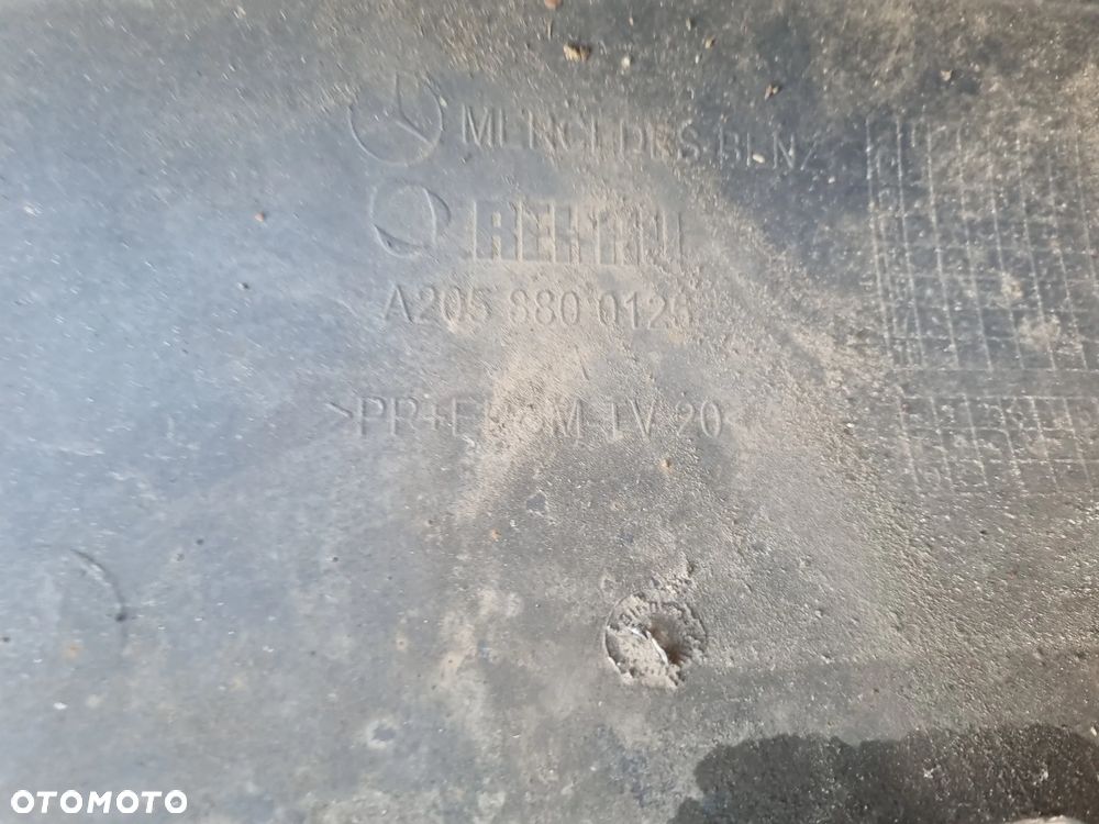 MERCEDES C-KLASA W205 ZDERZAK PRZÓD - 6