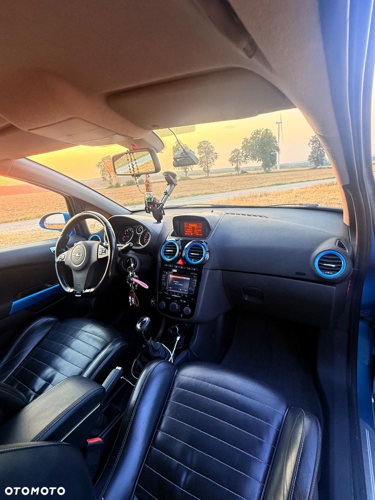 Opel Corsa - 10