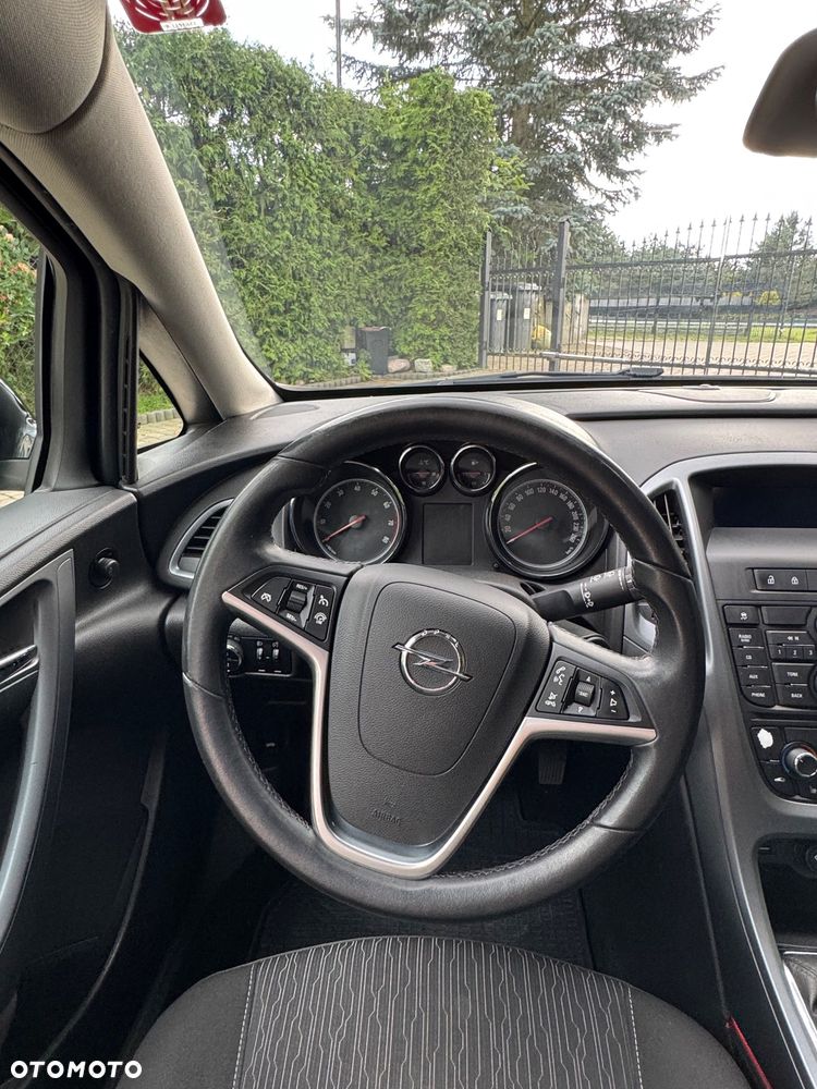 Opel Astra 1.4 Turbo - 15