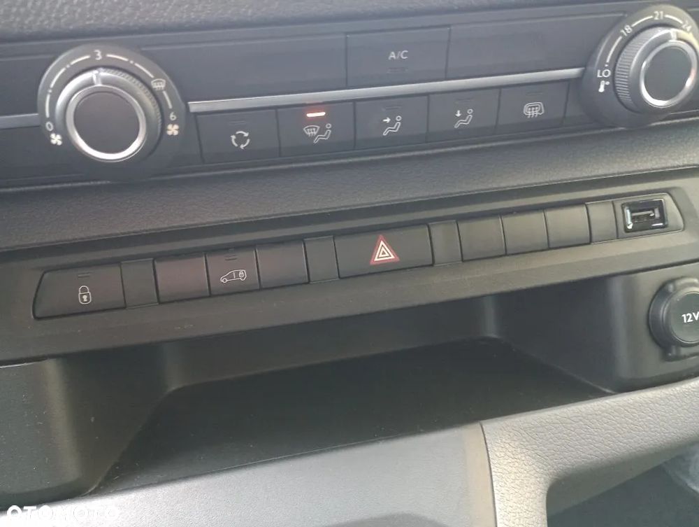 Opel Vivaro Extra Long - 15