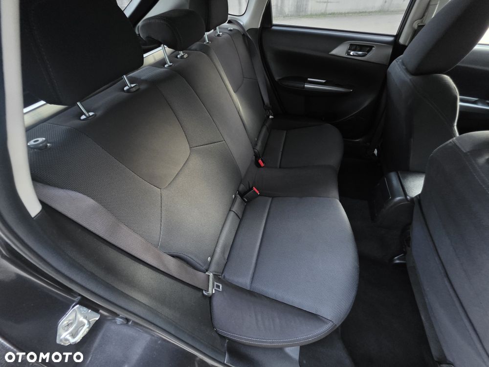 Subaru Impreza 2.0 RA - 29