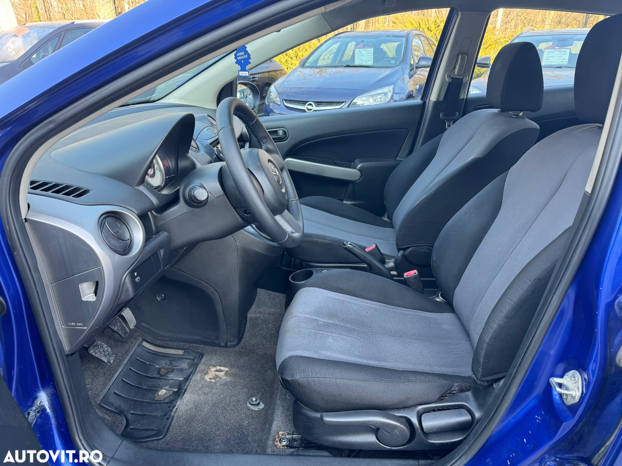 Mazda 2 1.3 90th Anniversary - 10