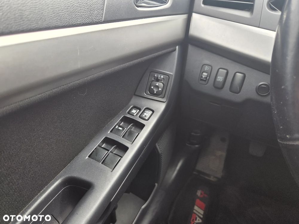 Mitsubishi Lancer 1.8 Invite - 5
