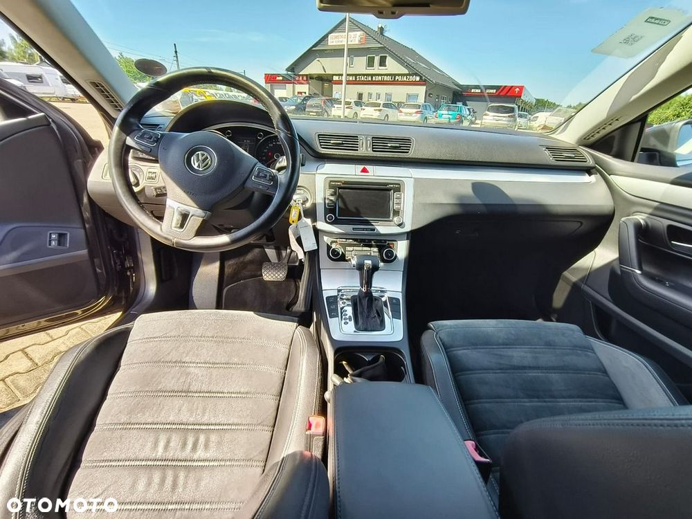Volkswagen Passat CC - 12