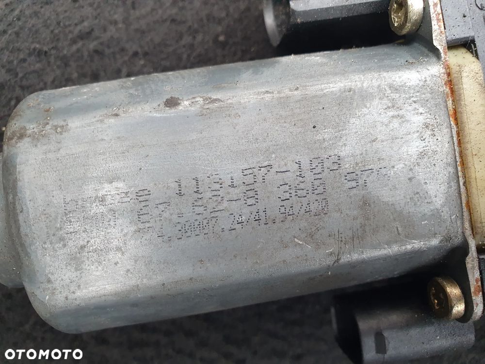 BMW E36 PODNOŚNIK SZYBY PRAWY PRZÓD 1977610 8360978 - 4