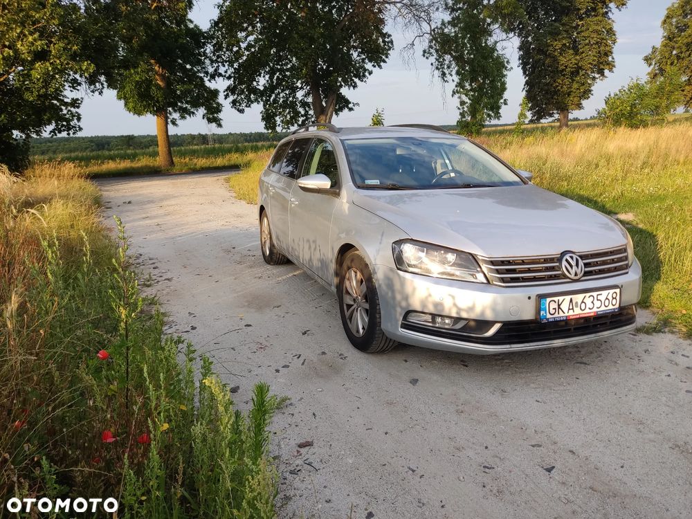 Volkswagen Passat 2.0 TDI DSG BlueMotion Technology Comfortline - 1