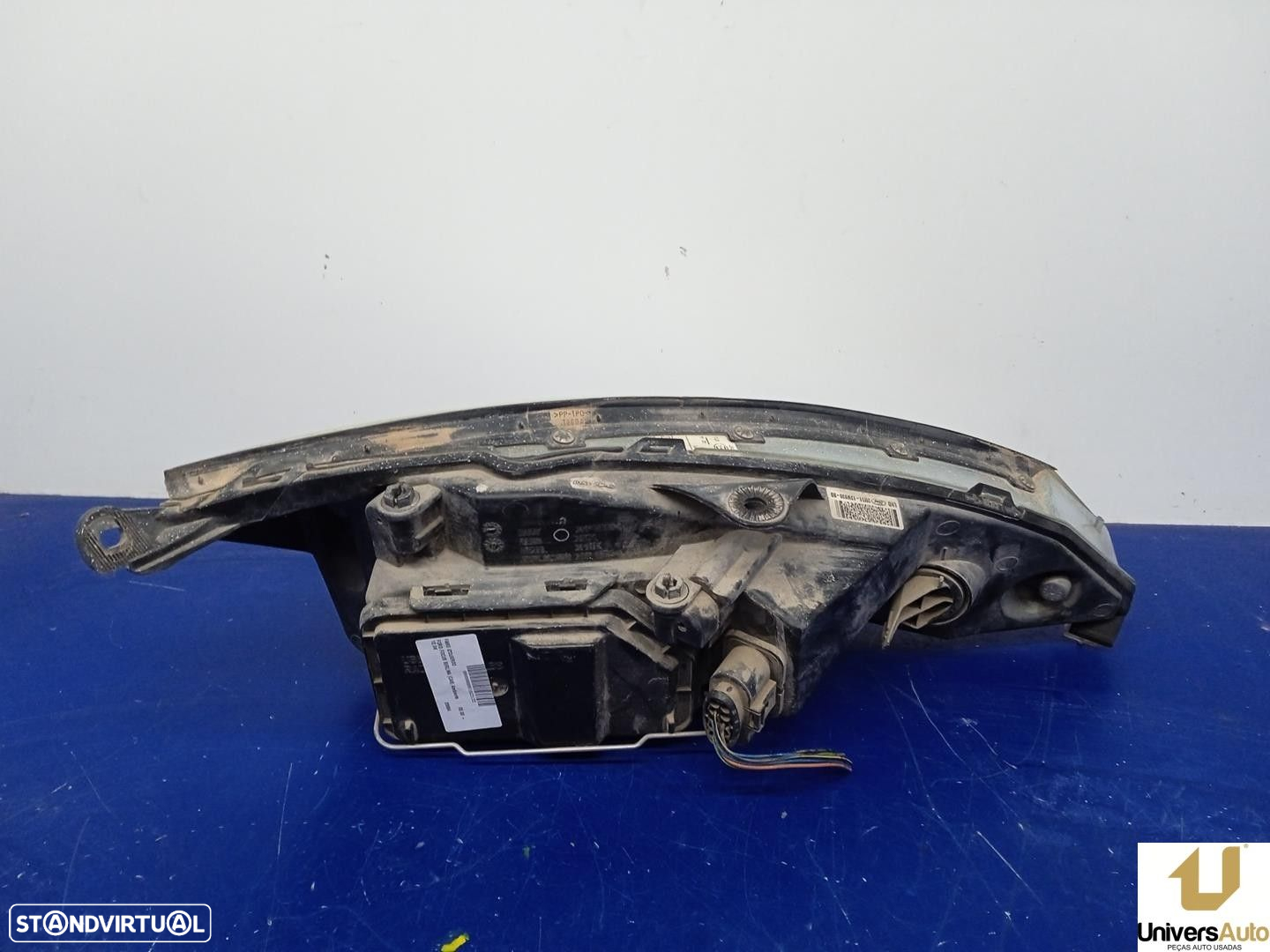 FAROL ESQUERDO FORD FOCUS 2002 -FYDB - 4