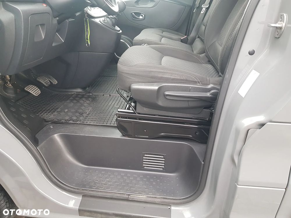 Opel VIVARO LONG - 21