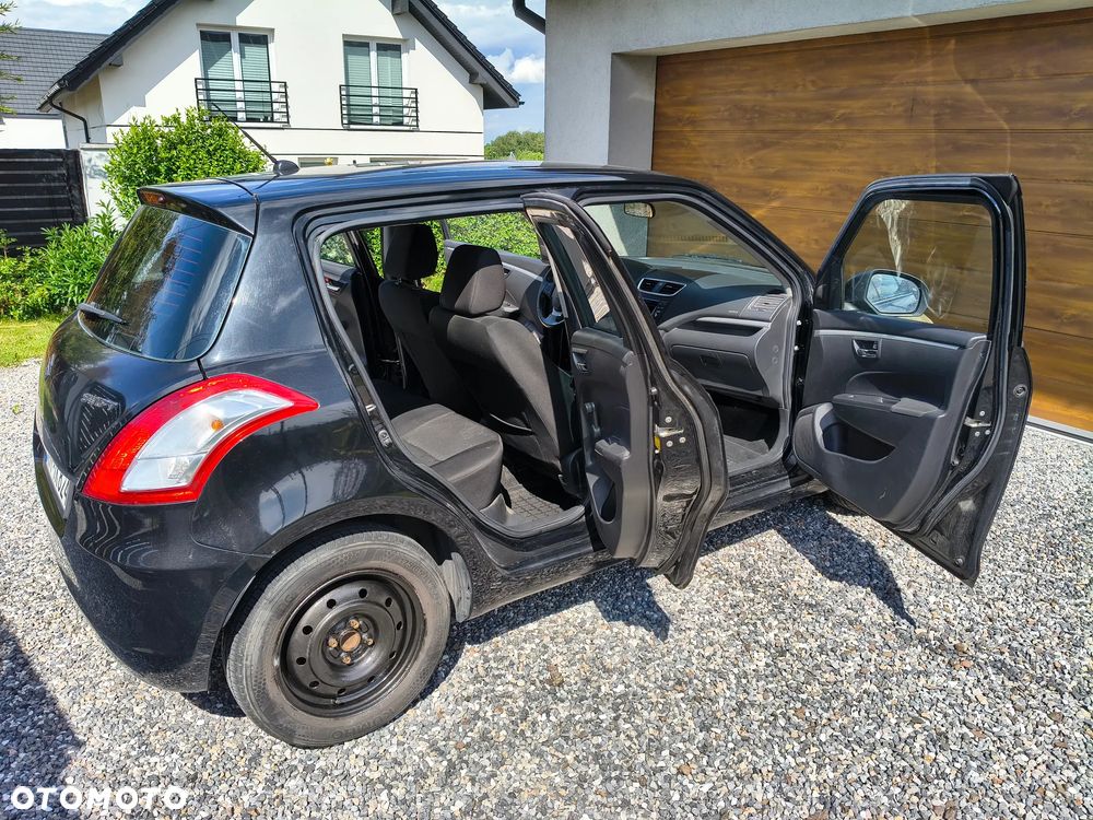 Suzuki Swift - 11