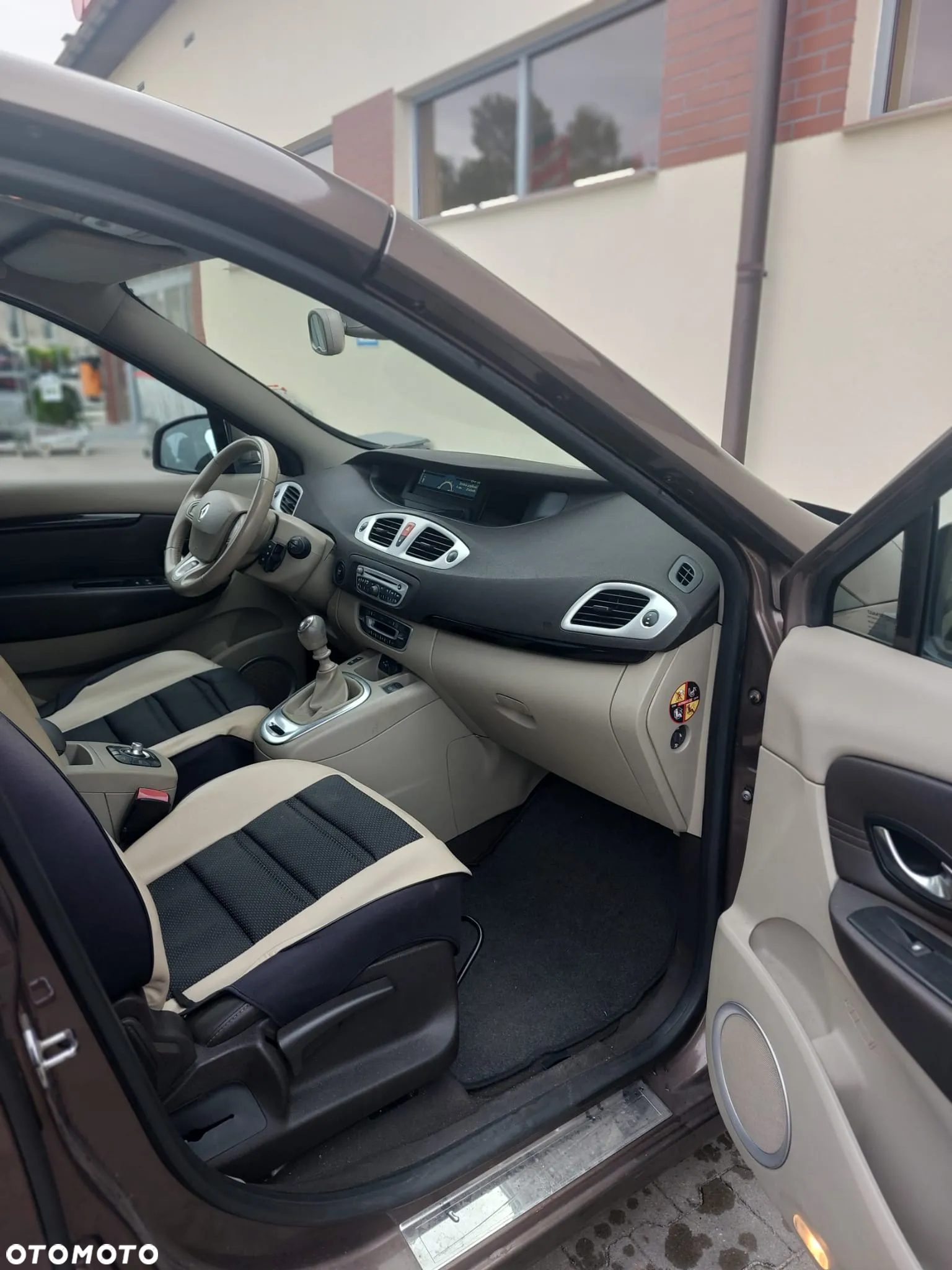 Renault Scenic 1.5 dCi Tech Run - 15