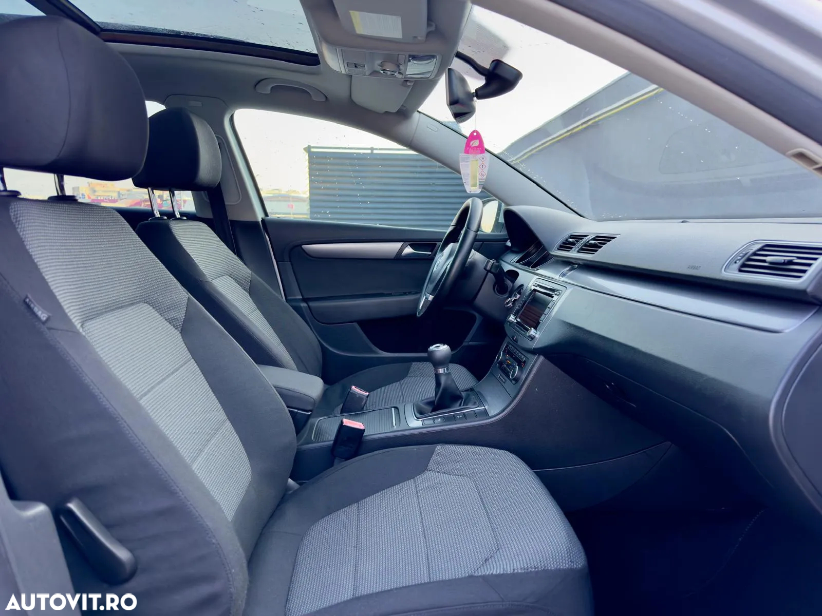 Volkswagen Passat - 7