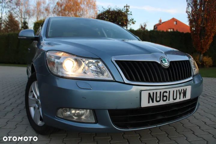 Skoda Octavia 1.6 TDI DPF Elegance - 2