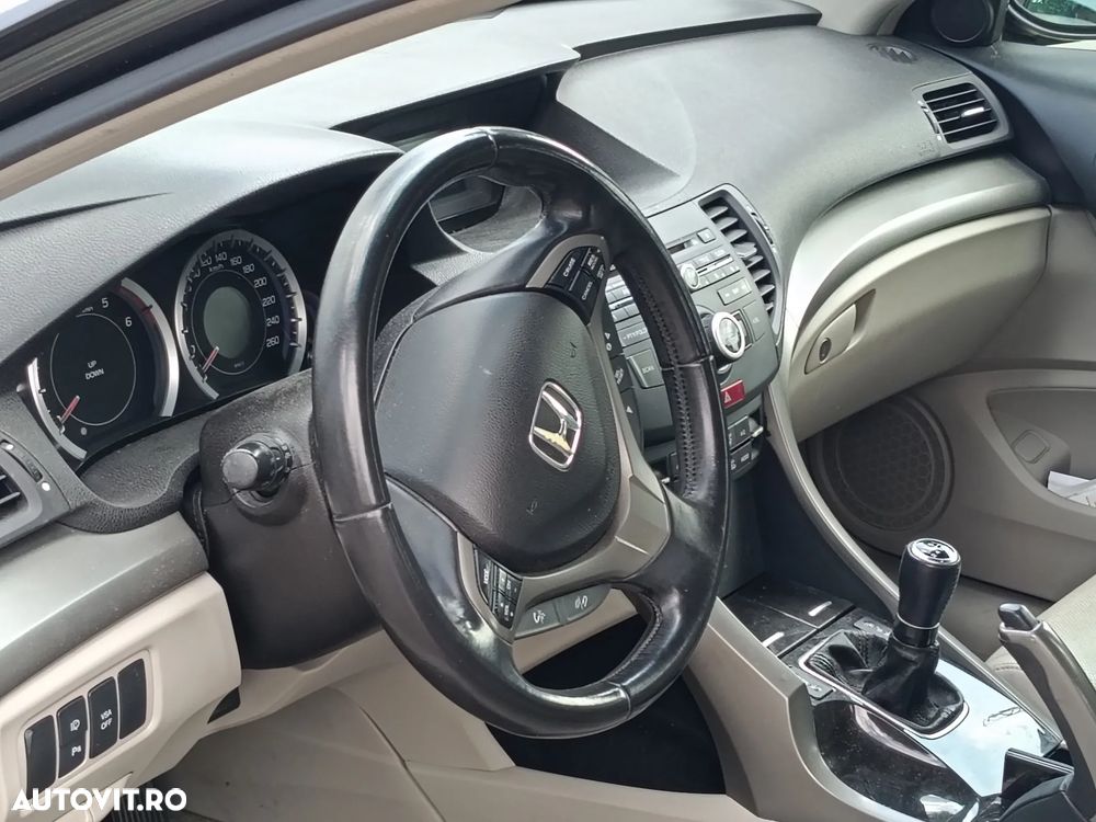 Honda Accord 2.2i-DETC Executive - 5