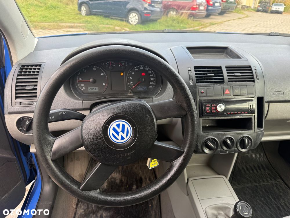 Volkswagen Polo - 14