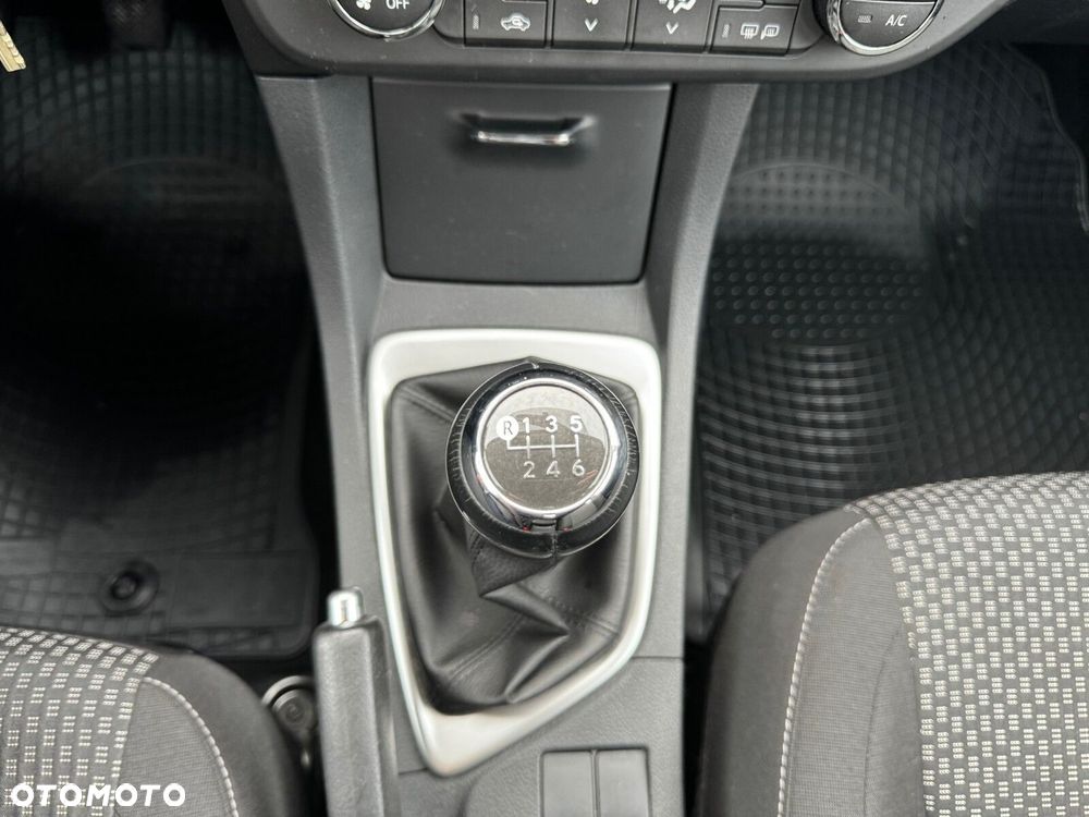 Toyota Corolla 1.6 Premium EU6 - 19