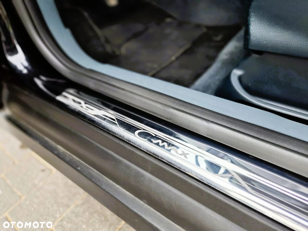 Ford C-MAX - 19