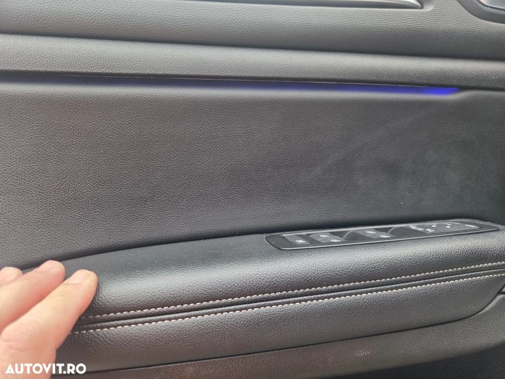 Renault Megane TCe 140 GPF Intens - 10