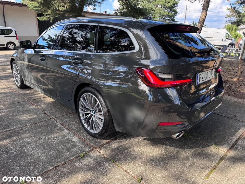 BMW Seria 3 320d xDrive Luxury Line sport - 10
