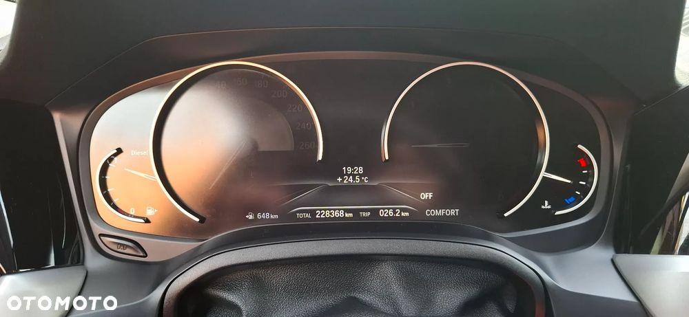 BMW Seria 3 318d Business Edition - 22