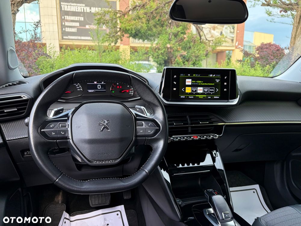 Peugeot 2008 1.5 BlueHDi Allure Pack S&S EAT8 - 30