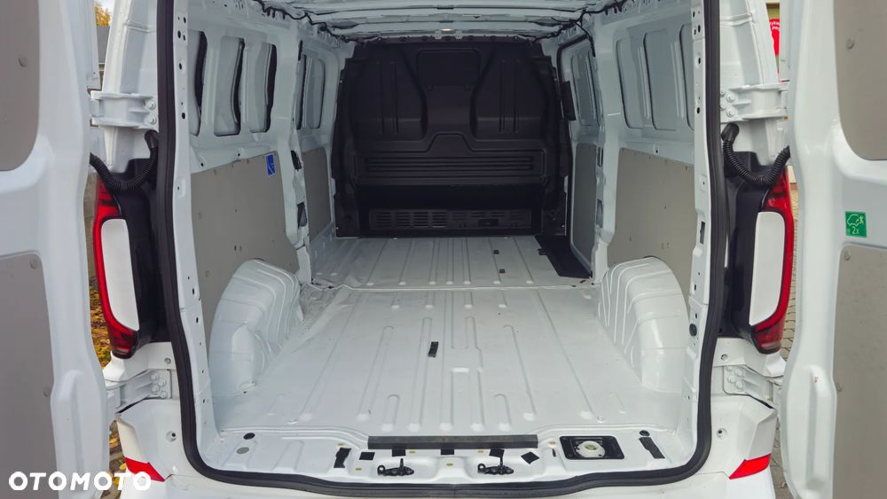 Volkswagen Transporter - 20