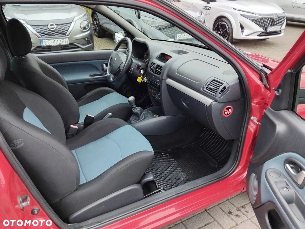 Renault Clio 1.2 16V Expression - 18