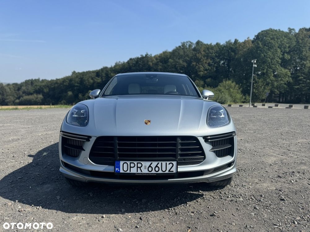 Porsche Macan Turbo - 1