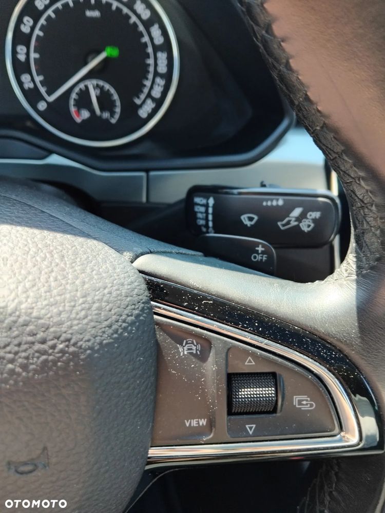 Skoda Superb 1.5 TSI Style DSG - 11