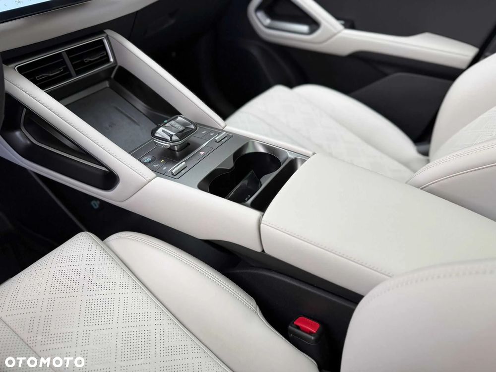 BYD Atto 2 45kWh Boost - 8
