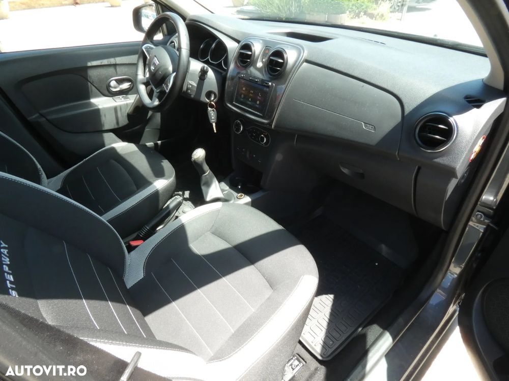 Dacia Logan Stepway 0.9 TCe - 14