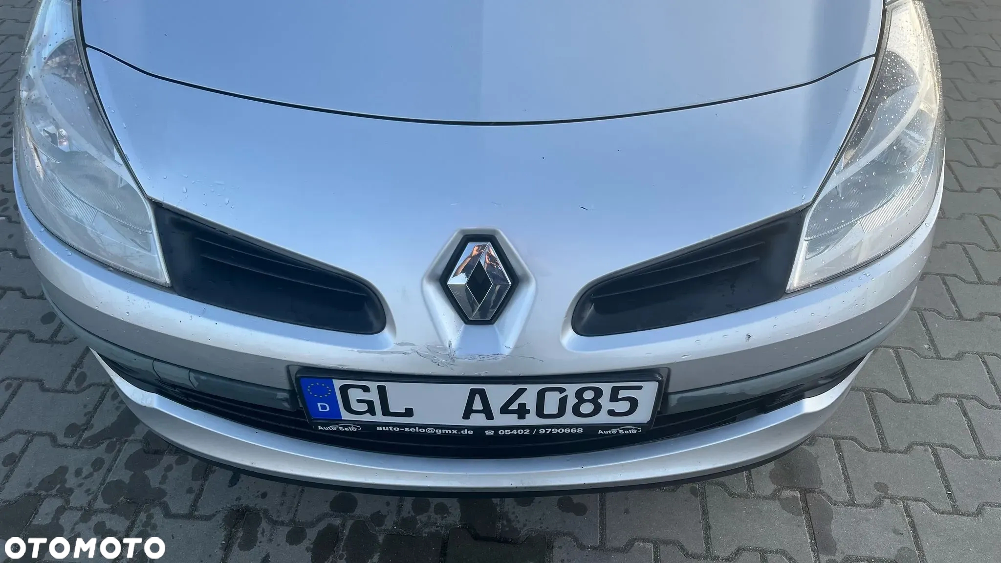 Renault Clio 1.2 16V 75 Dynamique - 9