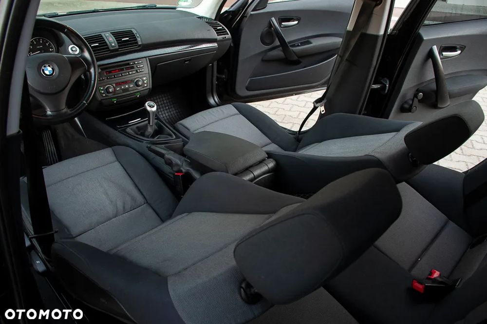 BMW Seria 1 - 33