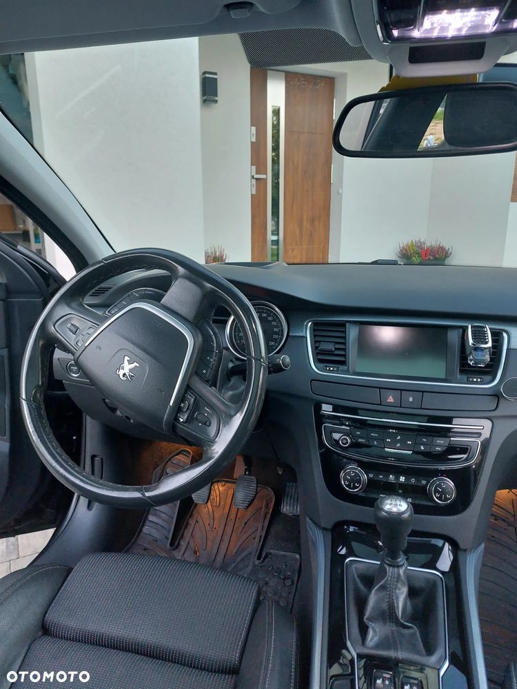Peugeot 508 - 8